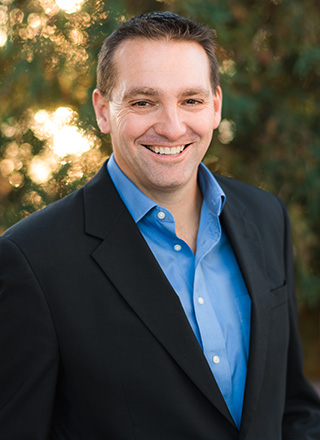 Dr. Ryan Braden